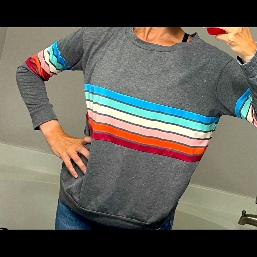 🍋Gray striped long sleeve tee🍋